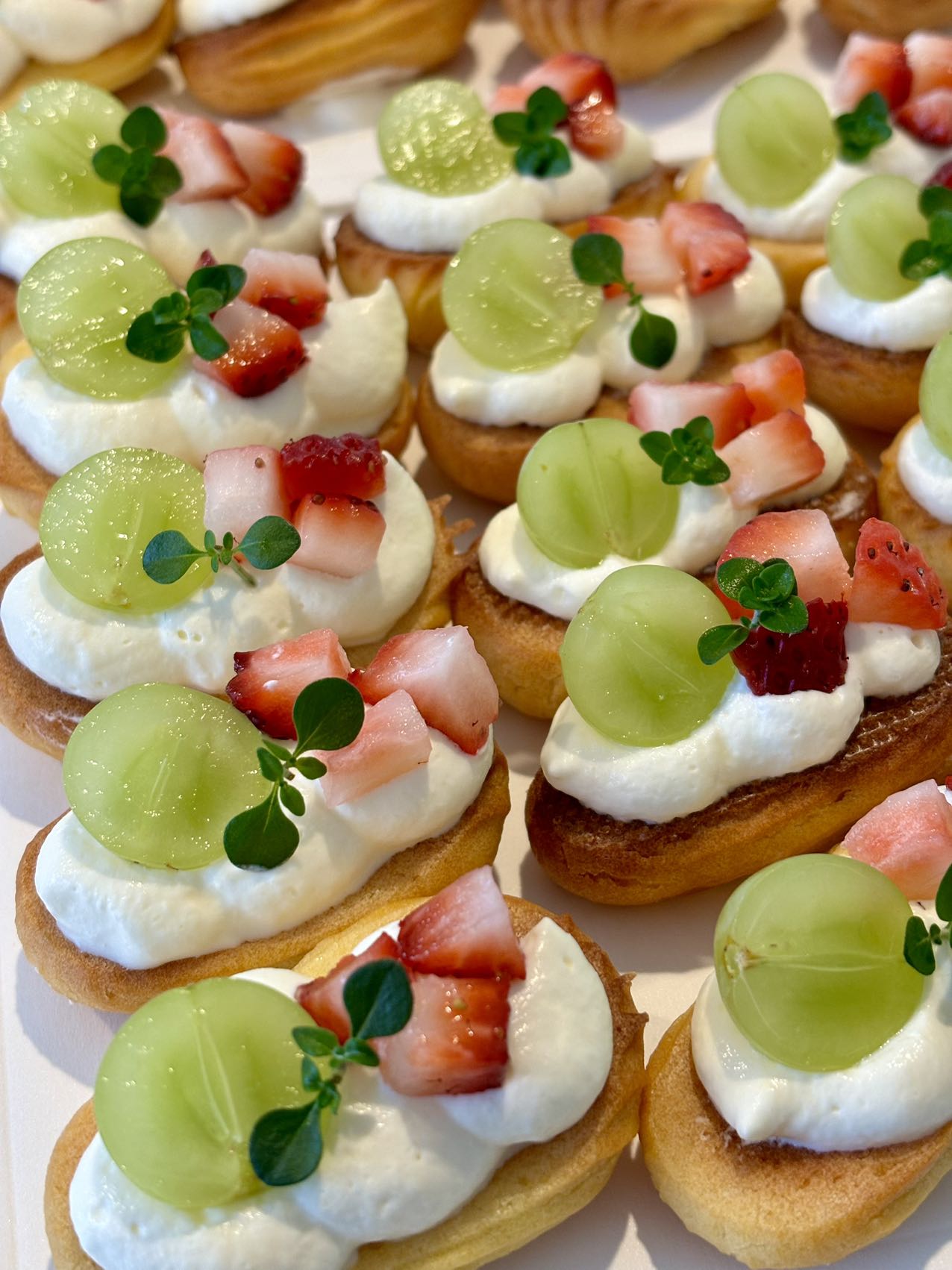Mini Eclairs