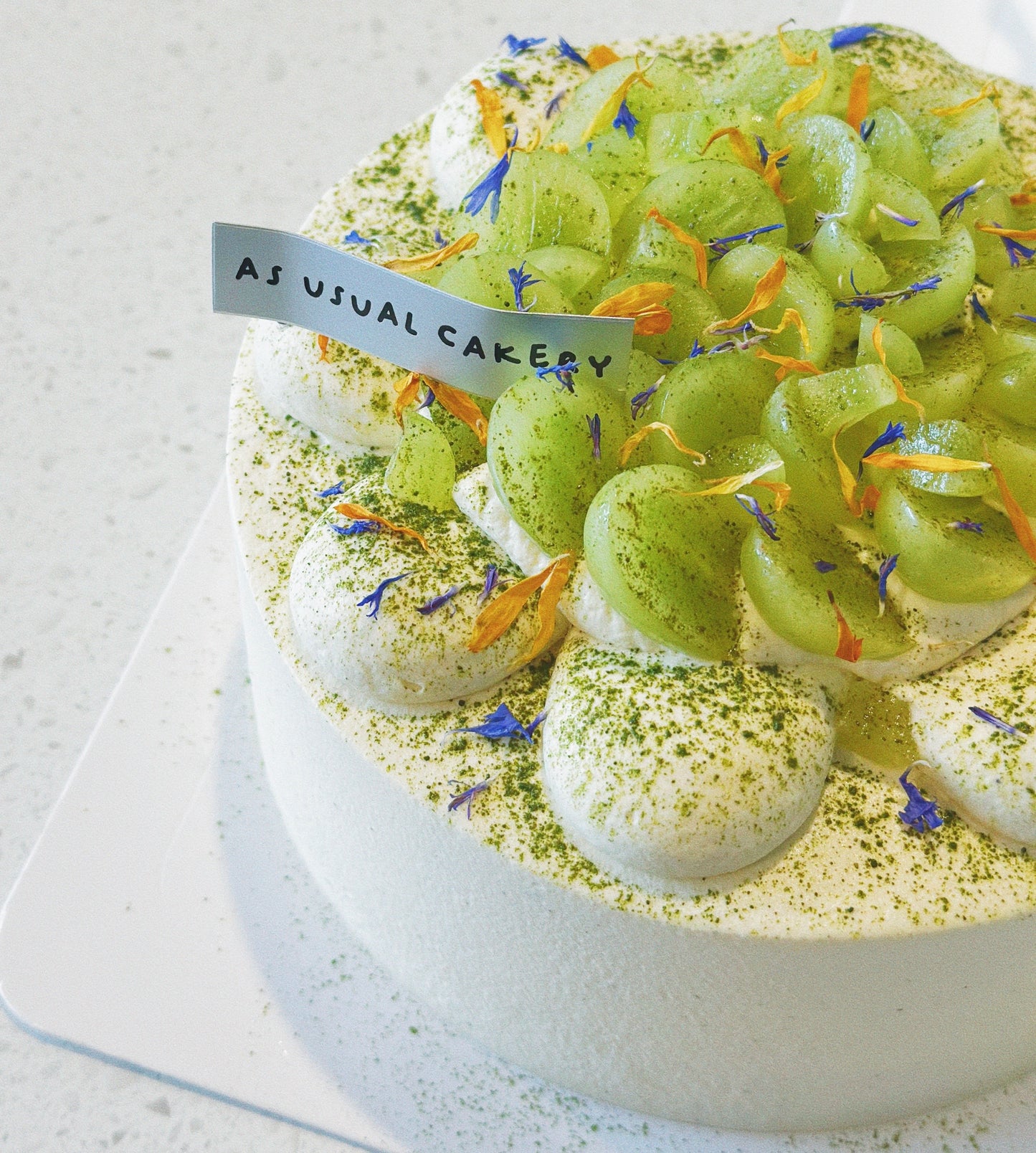Oolong Tea Cream Chiffon Cake
