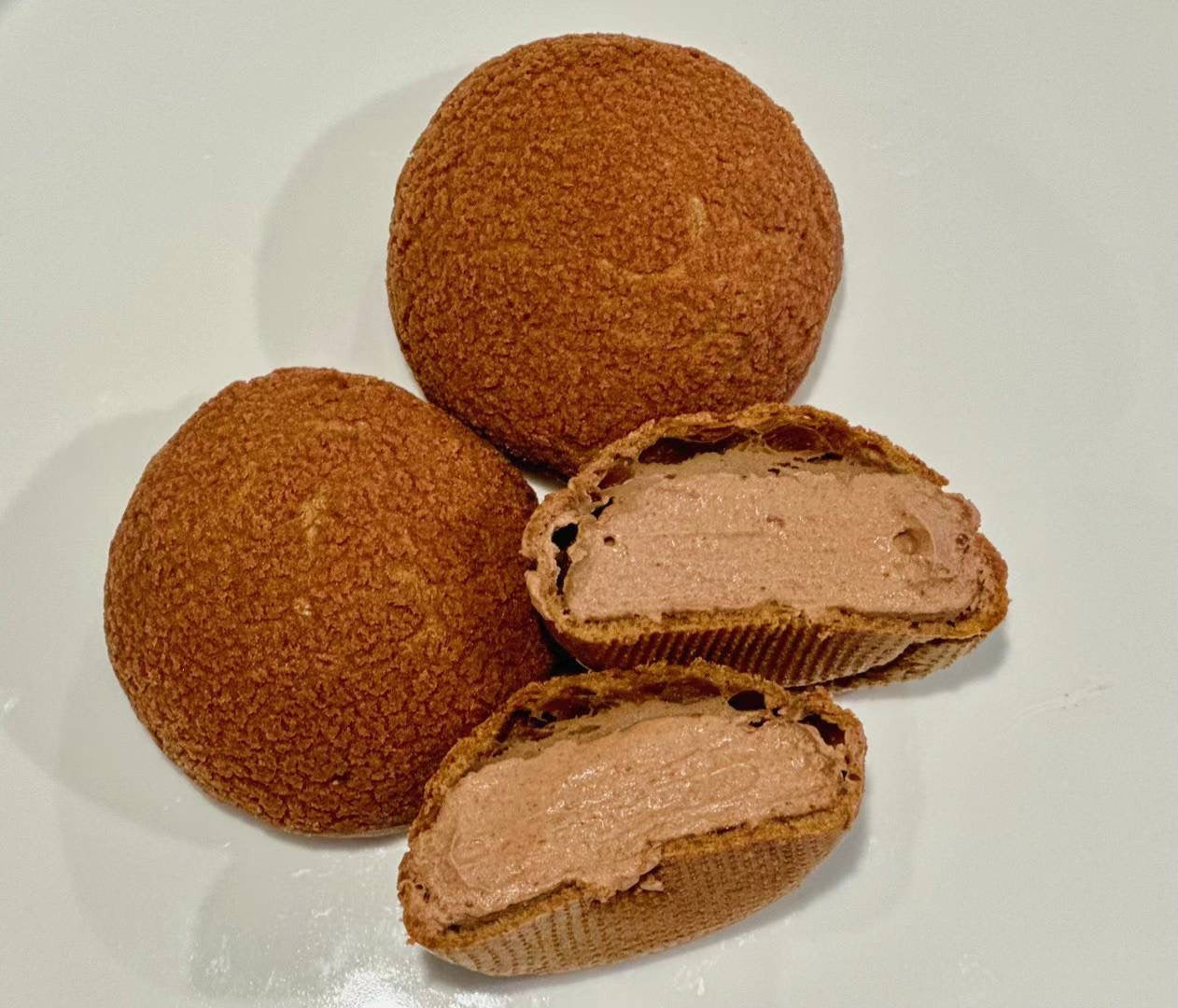 Cream Choux Puffs (Choux au Craquelin)