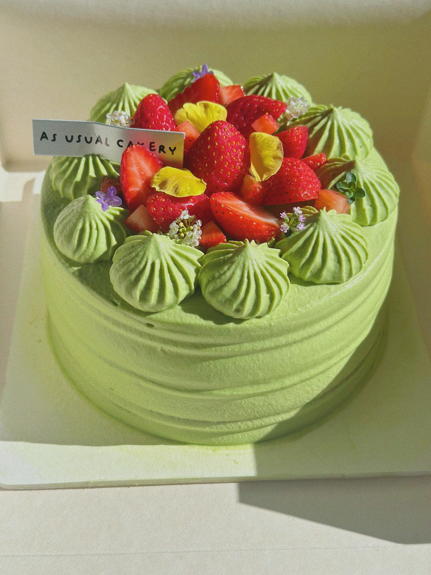White Chocolate Matcha Chiffon Cake