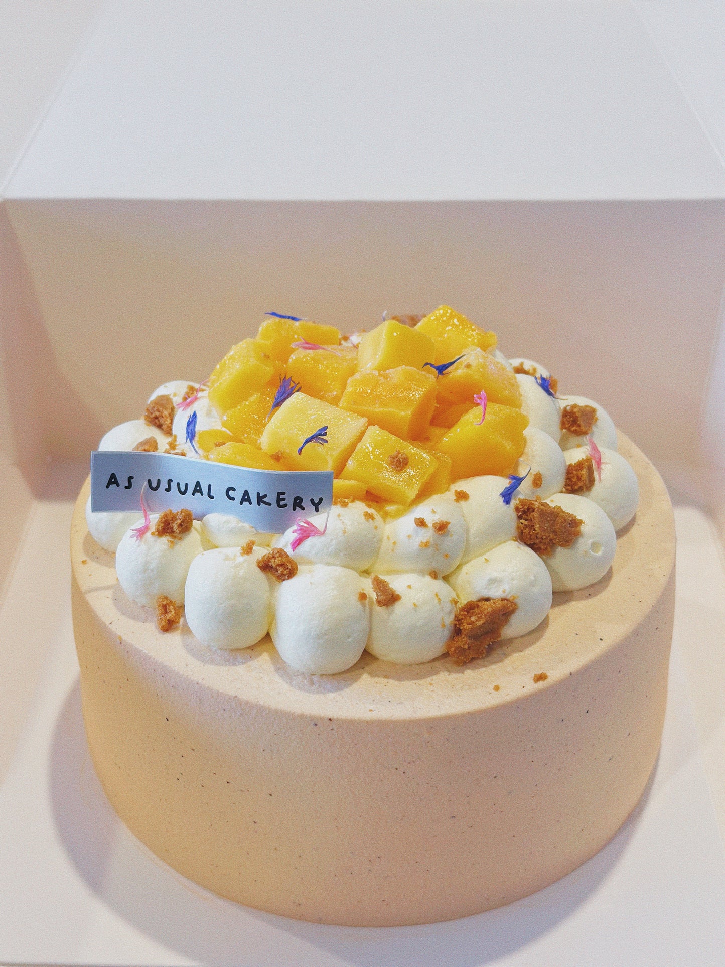 Thai Tea & Mango Chiffon Cake