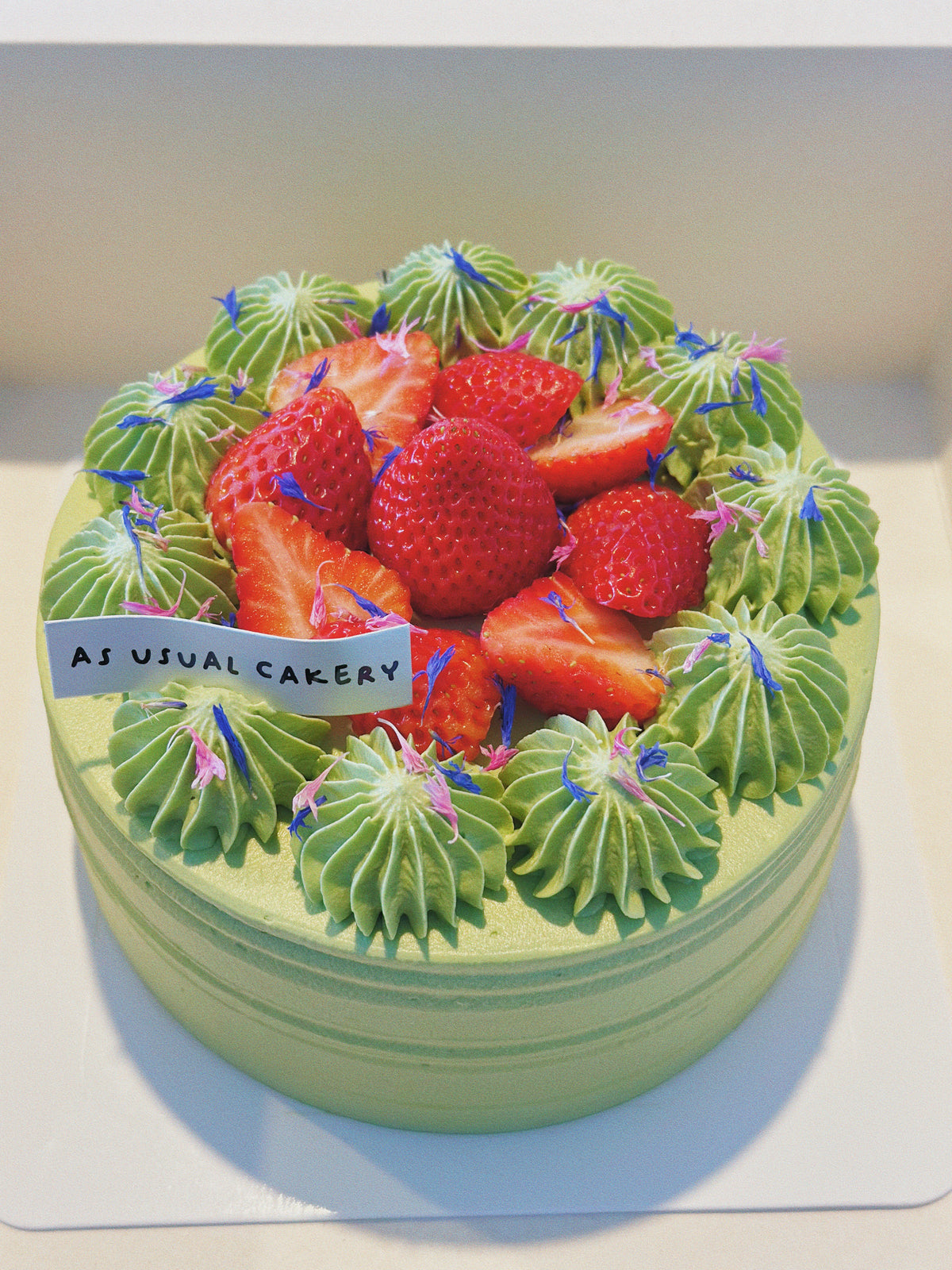 White Chocolate Matcha Chiffon Cake