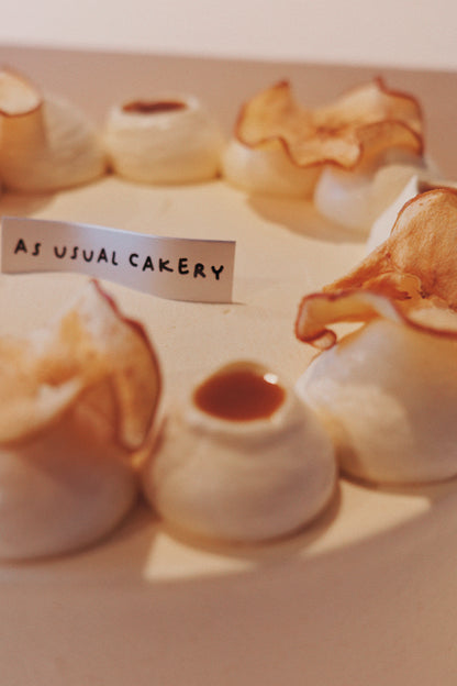 Apple-solutely Wintery (Toffee Caramel Apple Chiffon Cake)