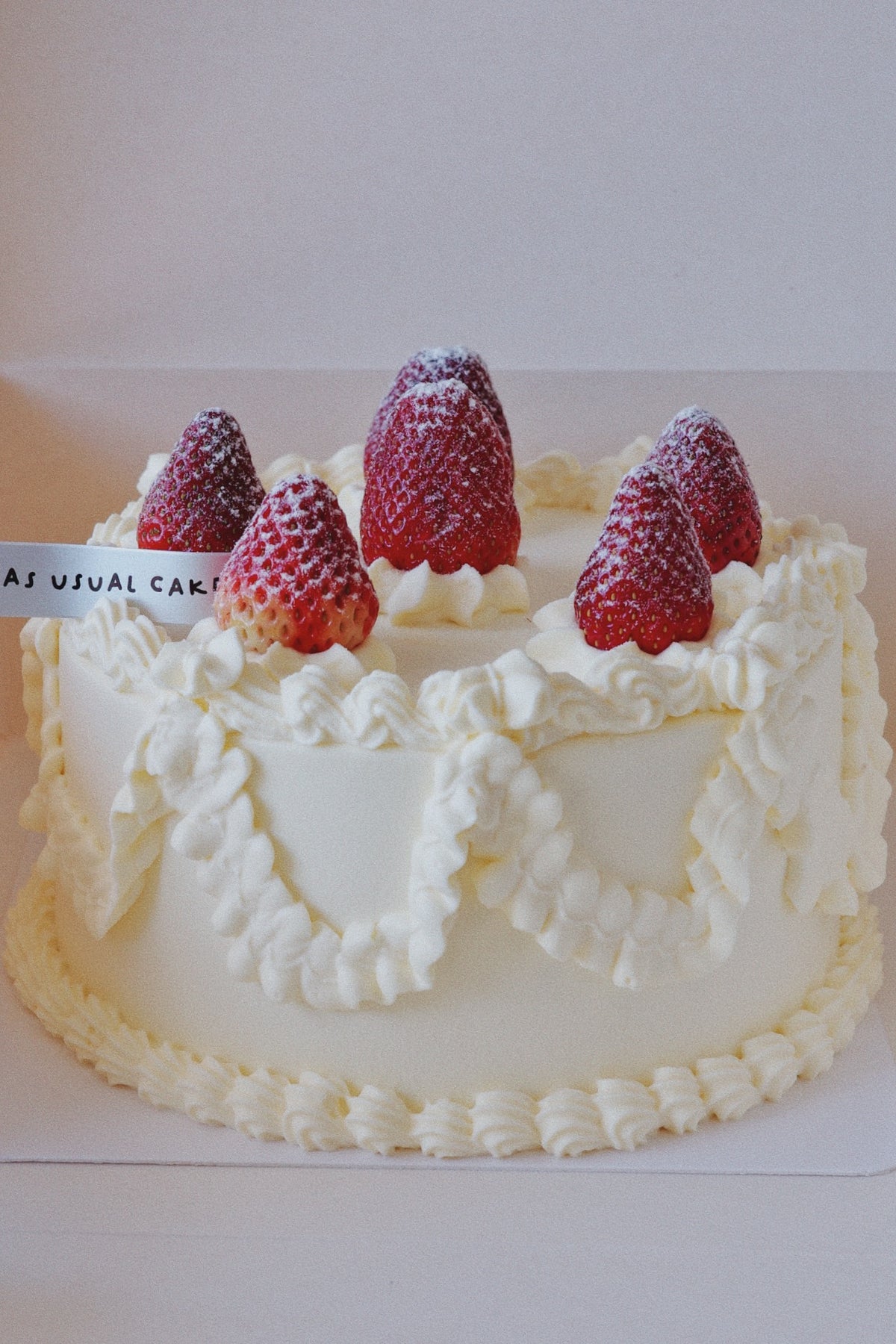 The SOFTEST Strawberry Cake 🍓 (celebration discount)