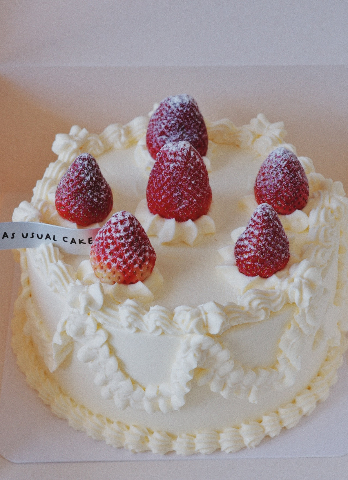 The SOFTEST Strawberry Cake 🍓 (celebration discount)