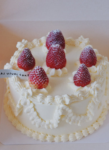 The SOFTEST Strawberry Cake 🍓 (celebration discount)