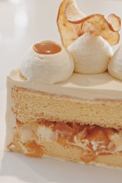 Apple-solutely Wintery (Toffee Caramel Apple Chiffon Cake)