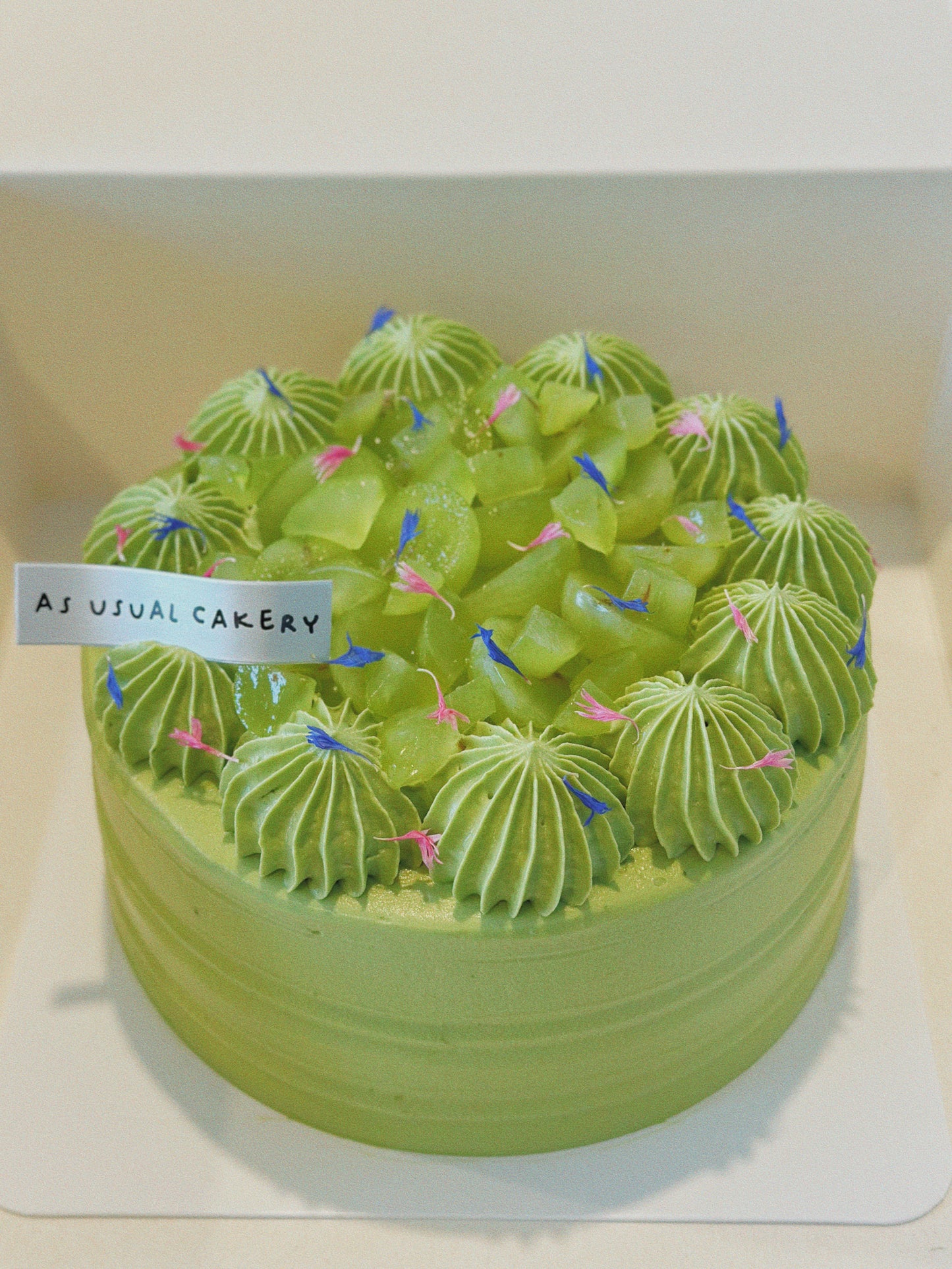 White Chocolate Matcha Chiffon Cake