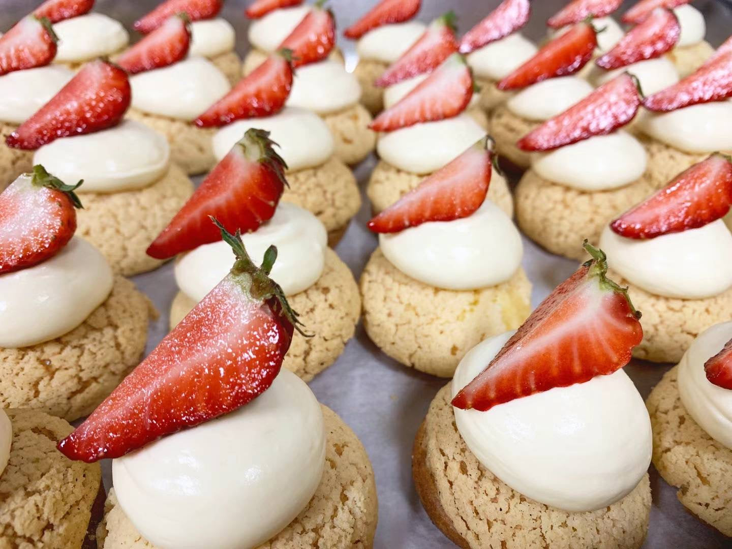 Cream Choux Puffs (Choux au Craquelin)